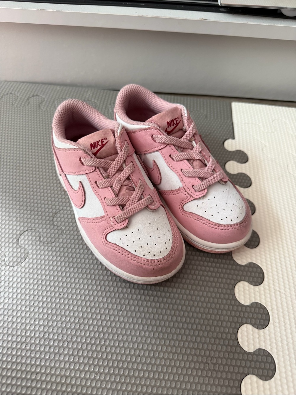 Nike Kids Pink and White Low-Top Sneakers